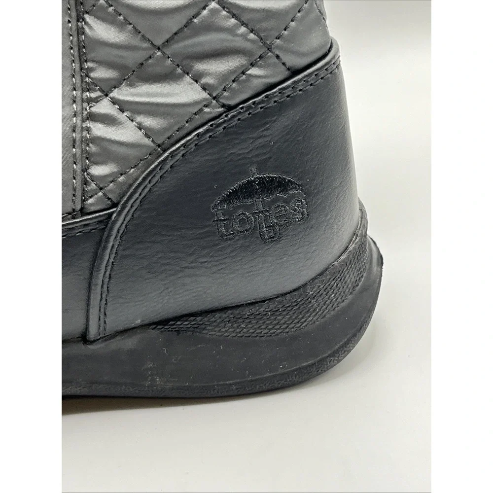 Totes Waterproof Insulated Quilted‎ Black Grey Zip Up Boot, Size 7